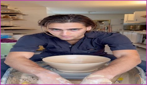 Pottery Boy (Guy Vadas): Wiki, Bio, Height, Age, TikTok, Girlfriend, Family